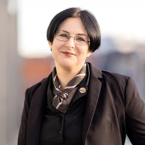 Jennifer Barschinski